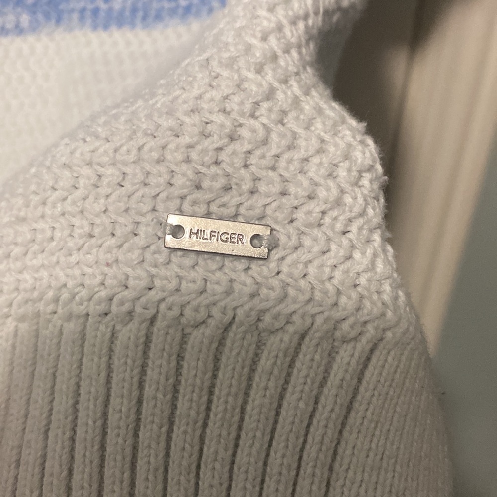 Small imperfection - Picture 5 of 9